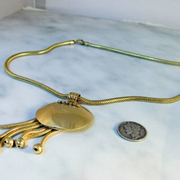 Vintage Gold Tone Disc Tassel Necklace 16” - Picture 4 of 5